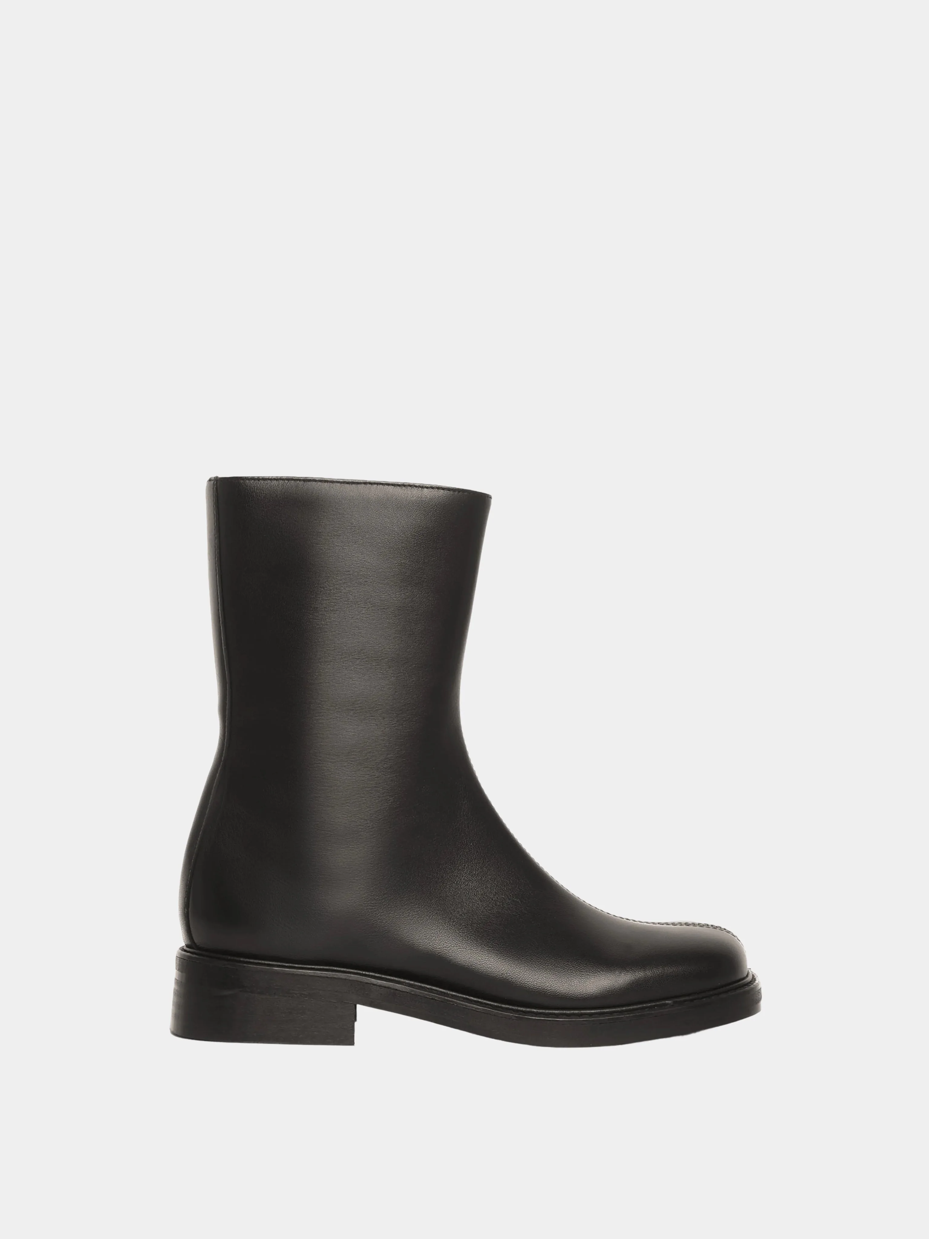 Leon Black Boot