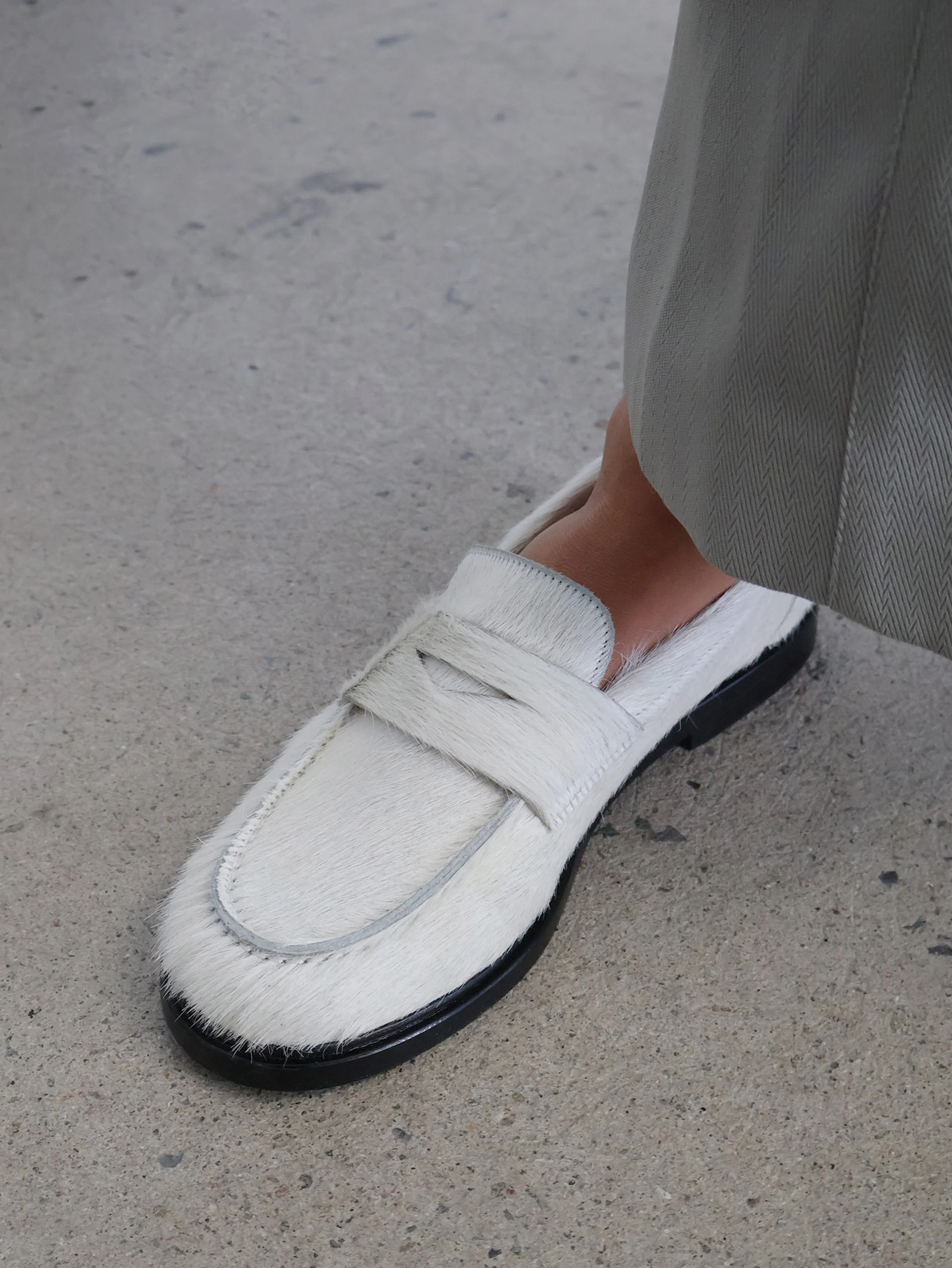 Orio White Loafer - Image 4